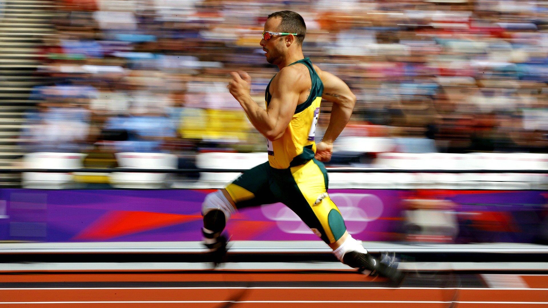 欧宝体育直播 -梅西爆冷击败皇家马德里，战术调整引爆全场！